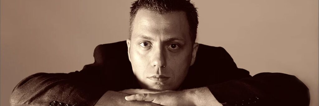 Jul 19 – Dale Storr: The Sounds of New Orleans @ The Globe