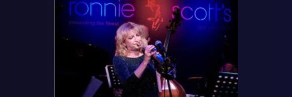 Sue Richardson with The Neal Richardson Trio @ The View