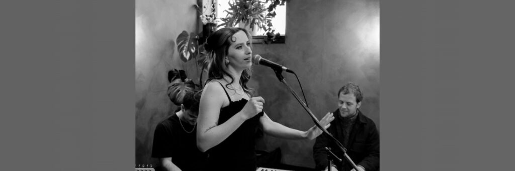 Grace Elliott @ Piano Lounge (Covent Garden)