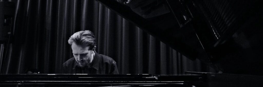 One soloist shown