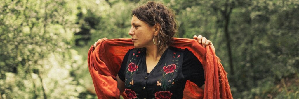 One soloist shown