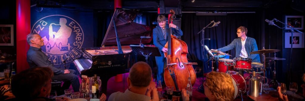 Four quartet shown