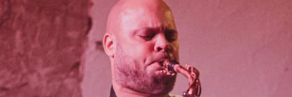 One soloist shown