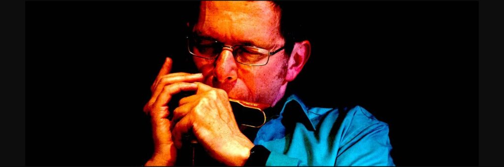 ADAM GLASSER on HARMONICA at GOOGLIES JAZZ CLUB @ Googlies Jazz