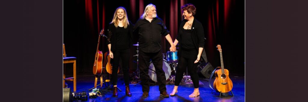 Phil Beer Trio @ Bristol Beacon